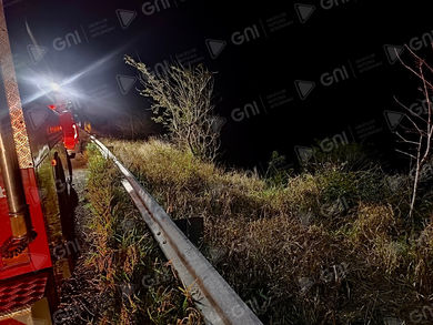 PLANTÃO: Mulher é resgatada após despencar cerca de 30 metros em ribanceira na RSC-377 em São Francisco de Assis