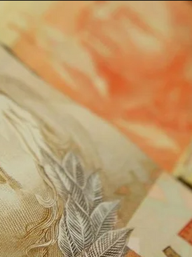 Caixa libera abono salarial para nascidos em setembro e outubro