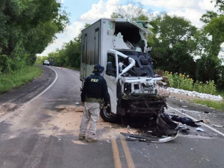 Colisão frontal mata jovem na BR-287 em Unistalda