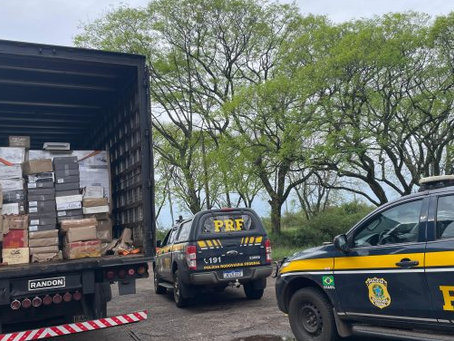 PRF e PC desmantelam esquema de descaminho na BR-290 em Alegrete