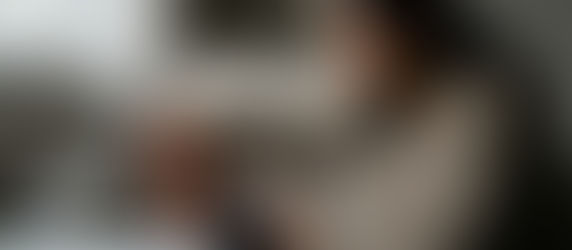 P: Mi hijo tiene fiebre alta, pero la prueba de gripe fue negativa. La fiebre volvió después de un suero intravenoso. ¿Qué debo hacer?