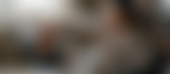 P: Mi hijo se queja de dolor muscular en el muslo, tiene escalofríos y febrícula de 37,4 °C. ¿Por qué ocurre esto?