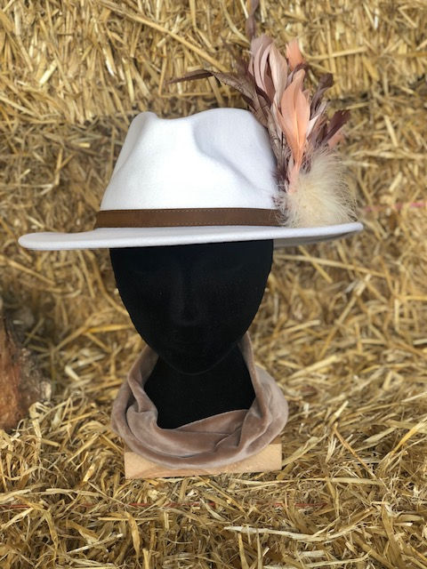 Thumbnail: Feather Hat Pin