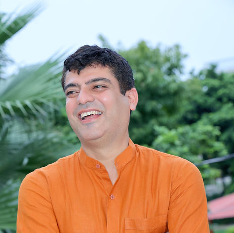 Close Up photo Mukesh_edited.jpg