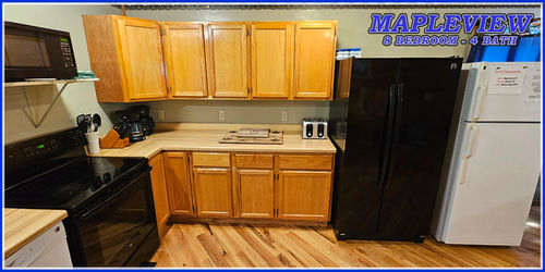 8 Bedroom Reunion Lodge with 3 Levels. Minnesota Family Resort