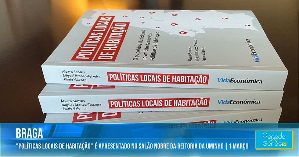 capas do livro, empilhadas umas sobre as outras, com lombada para a frente