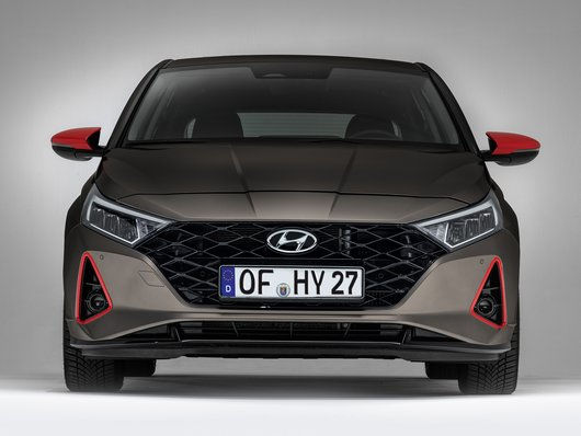 Front lamp trims, tomato red