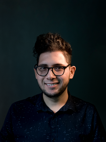 Ramírez-headshot_smile2022.png