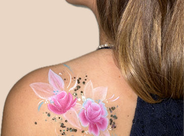 Face Art Floral Design - Colorful pictures hand-painted at weddings in Zurich and surroundings