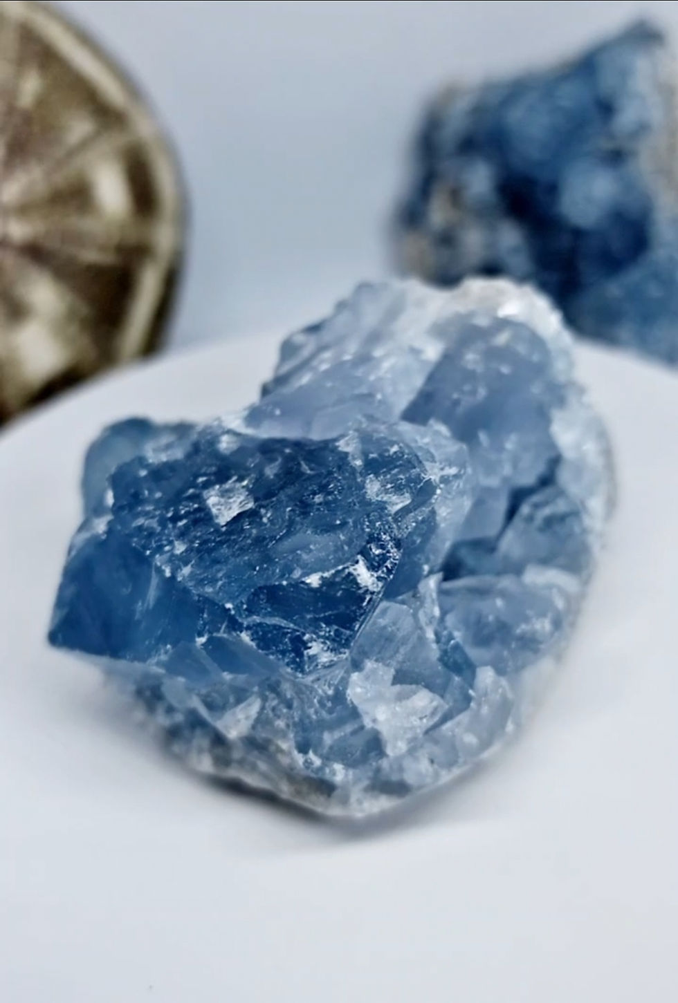 Thumbnail: natural crystal