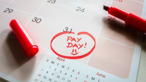 calendar with pay day circled