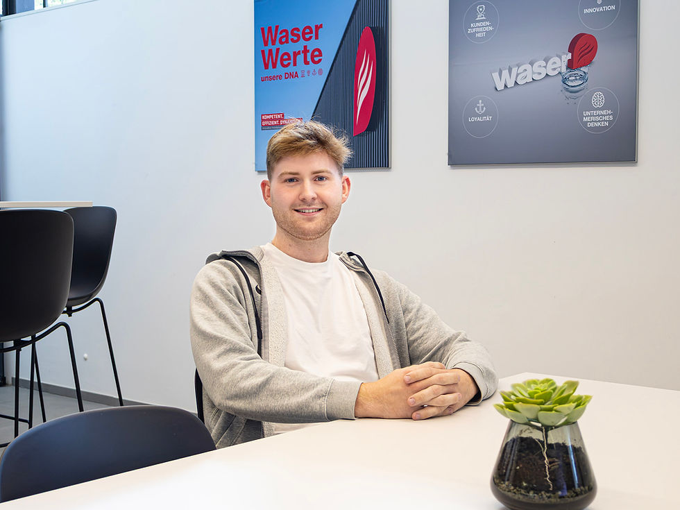 Mit dem Lehrabschluss ins Büro gewechselt
