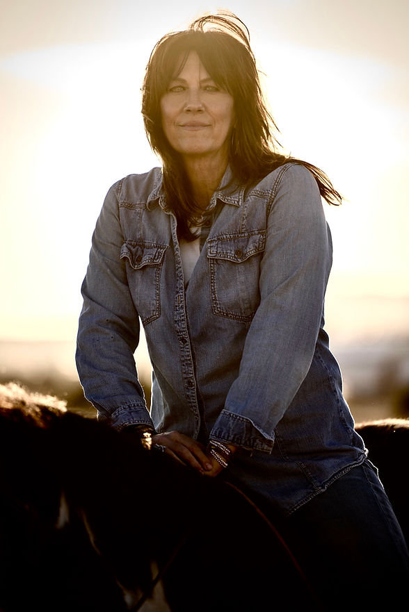 Kristin horseback LT .jpg