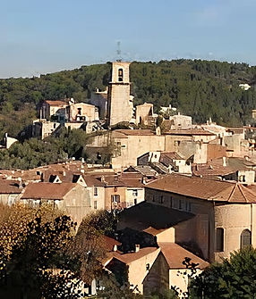 Terril et centre-ville de Gardanne.
