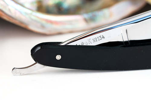C.V. Heljestrand MK 134 Straight Razor | Rare Swedish Collectible