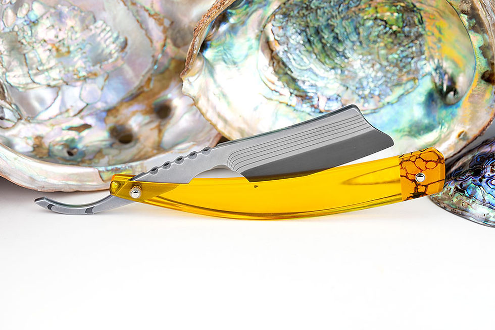 Thumbnail: 8/8・Curvy Point・San Mai・Takefu・Straight Razor