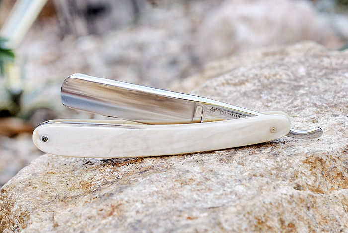 Thumbnail: Zwilling J.A. Henckels - 13/16 Friodur Inox - Horn - Solingen Germany