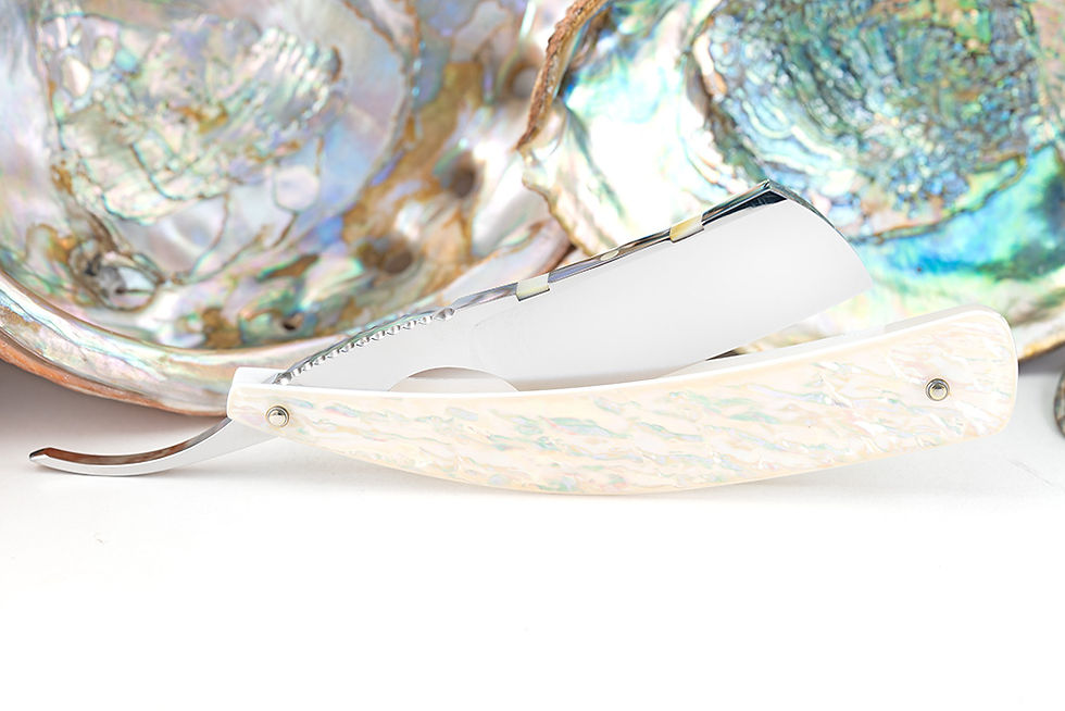 Thumbnail: 9/8・French Point・White Awabi ・Gold-Lip