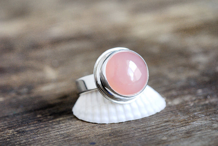 Thumbnail: Max Sprecher Jewelry - Pink Chalcedony Silver Ring