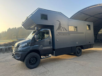IVECO Daily 4x4 Expeditionsmobil ALPHABOCK Strukturlackierung Stralag AG: Offroad Camper Beschichtung Aargau