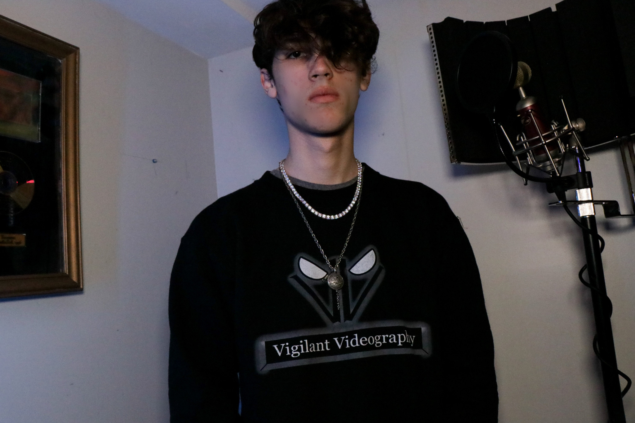 VV Crew Sweater