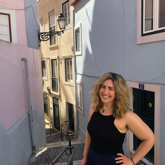 FTLO traveler posing on a Portugal group trip