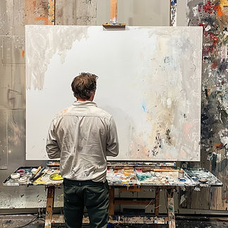 StockCake-Artist at Work_1736324187.jpg