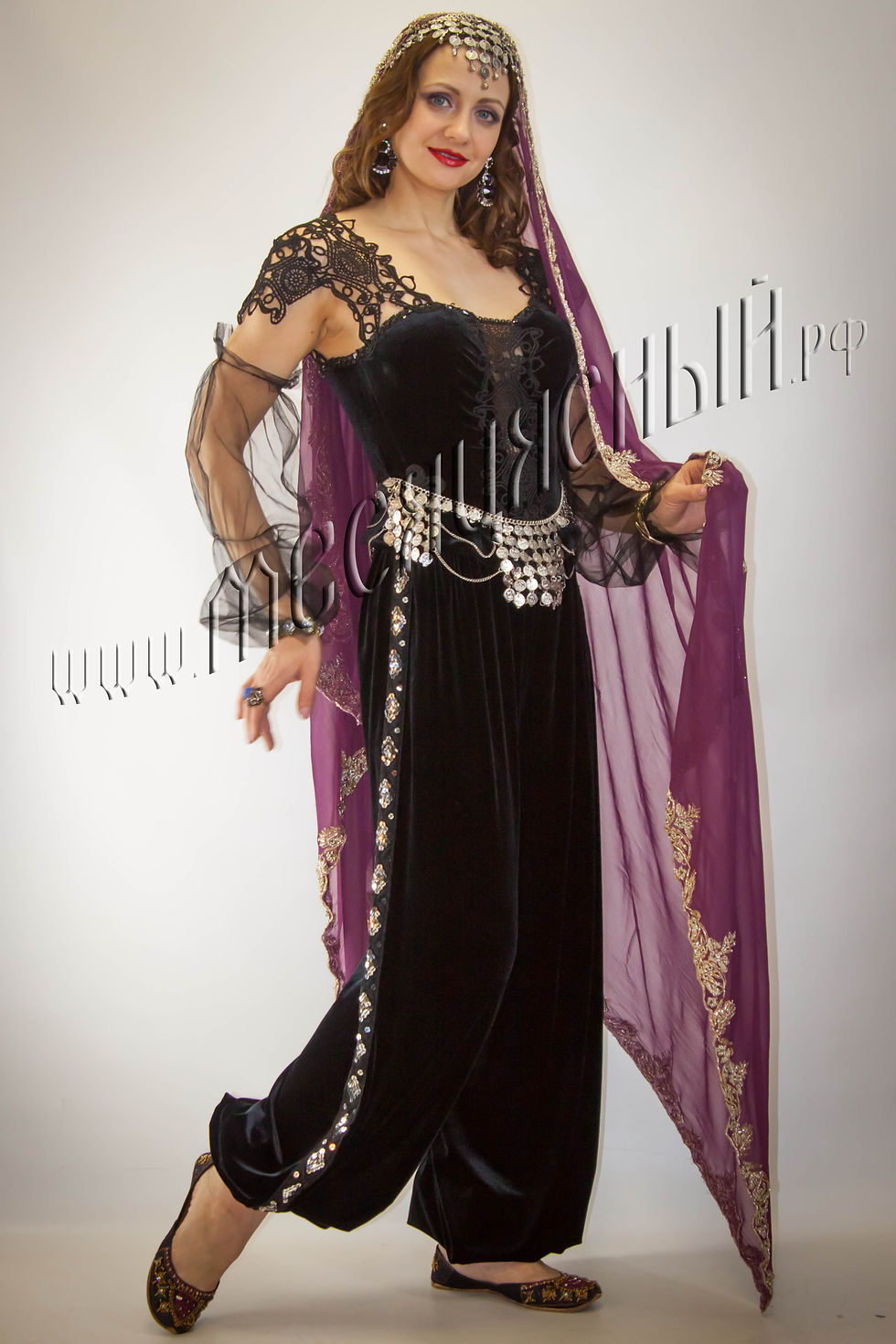 Хабиба (в чёрном бархате) украшение на голову, шаль, топ, украшение на бёдра, шаровары. доп.-обувь)