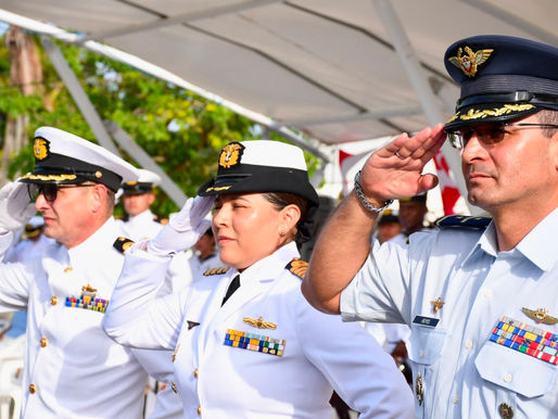 Condecoraciones Servicios Distinguidos a las Fuerzas Militares y Tiempo de Servicio