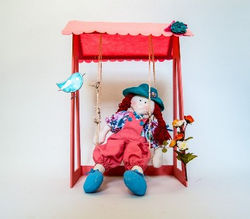 Columpio con Muñeca