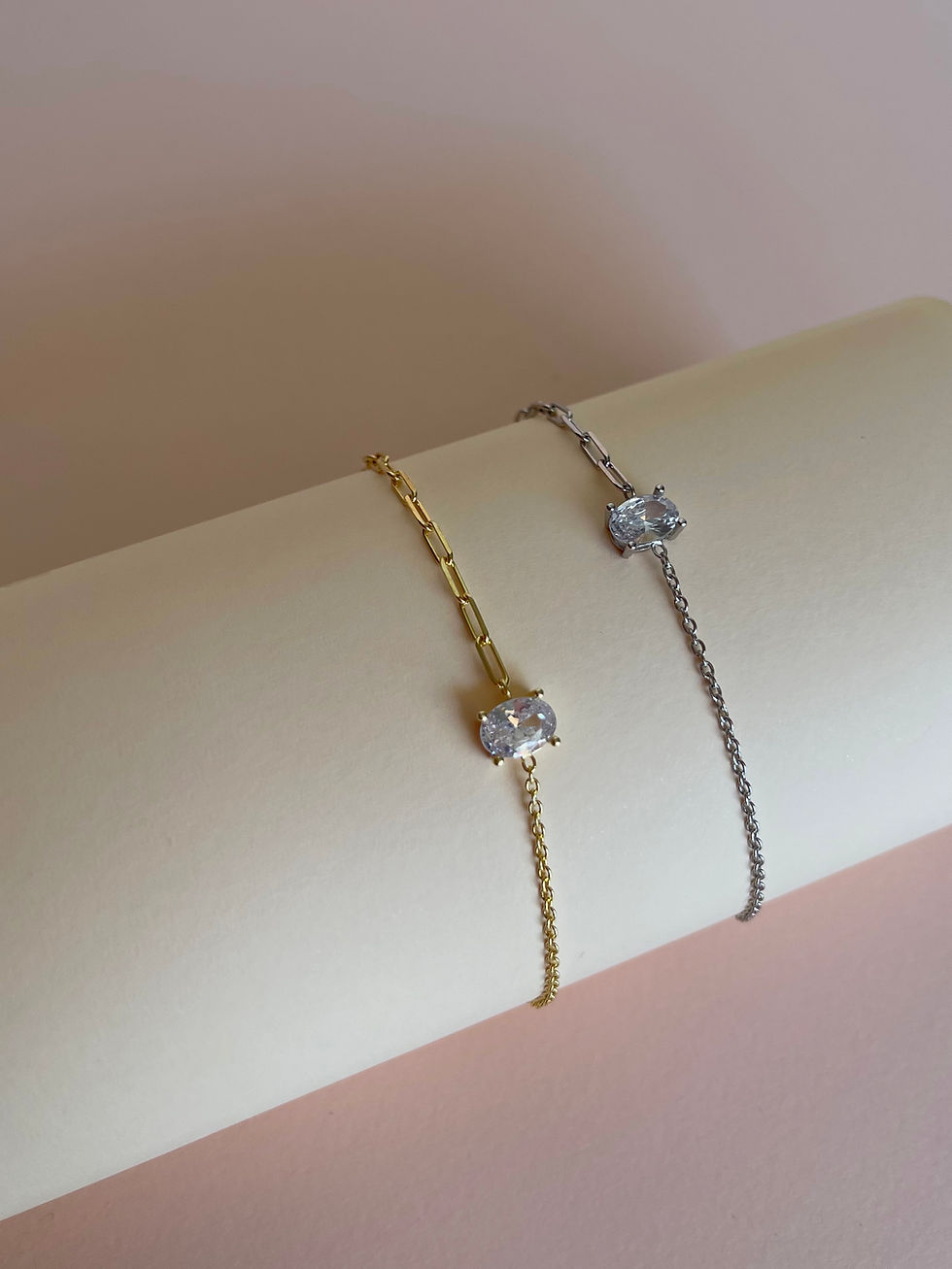 Thumbnail: Oval zircon bracelet 