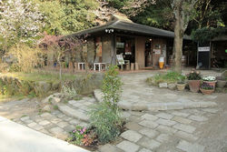 アプローチリフォーム　造園工事　久留米市ワイン工場