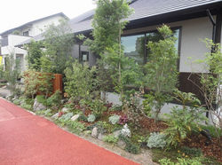 和モダンなガーデン　癒しの空間　熊本市