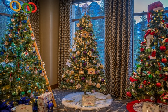 Christmas in Canmore: Best Events, Markets & Winter Activities