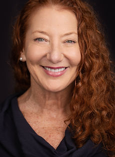 Siobhan Morse Headshot 2025_edited.jpg