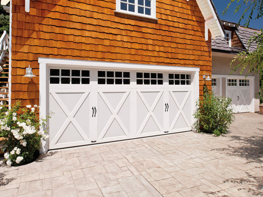 Clopay carriage style classic barnyard garage door