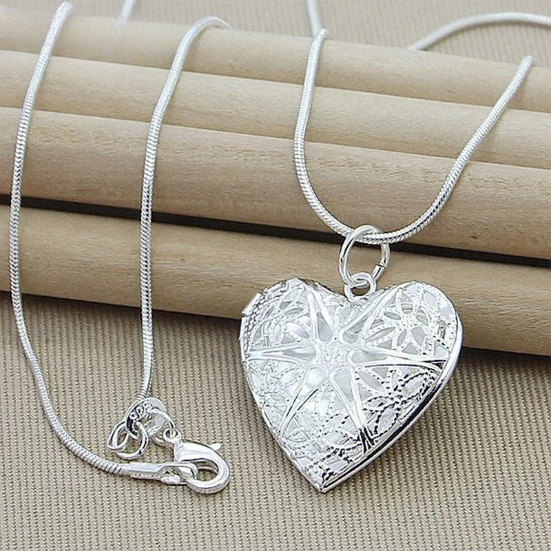 Thumbnail: Filigree Heart Necklace
