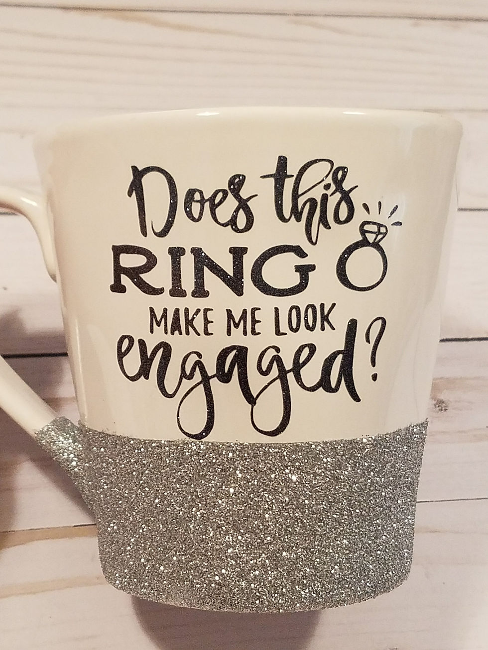 Does this ring make me look engaged