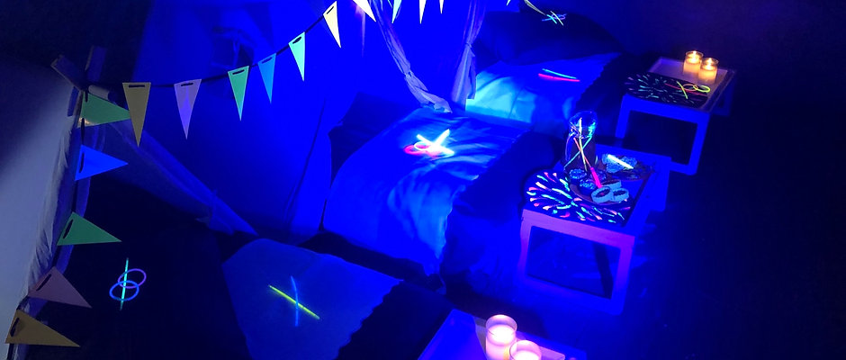 Neon Slaapfeestje