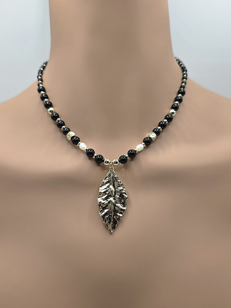 Thumbnail: Golden Leaf
