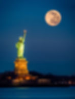 Thumbnail: Statue of Liberty at Night
