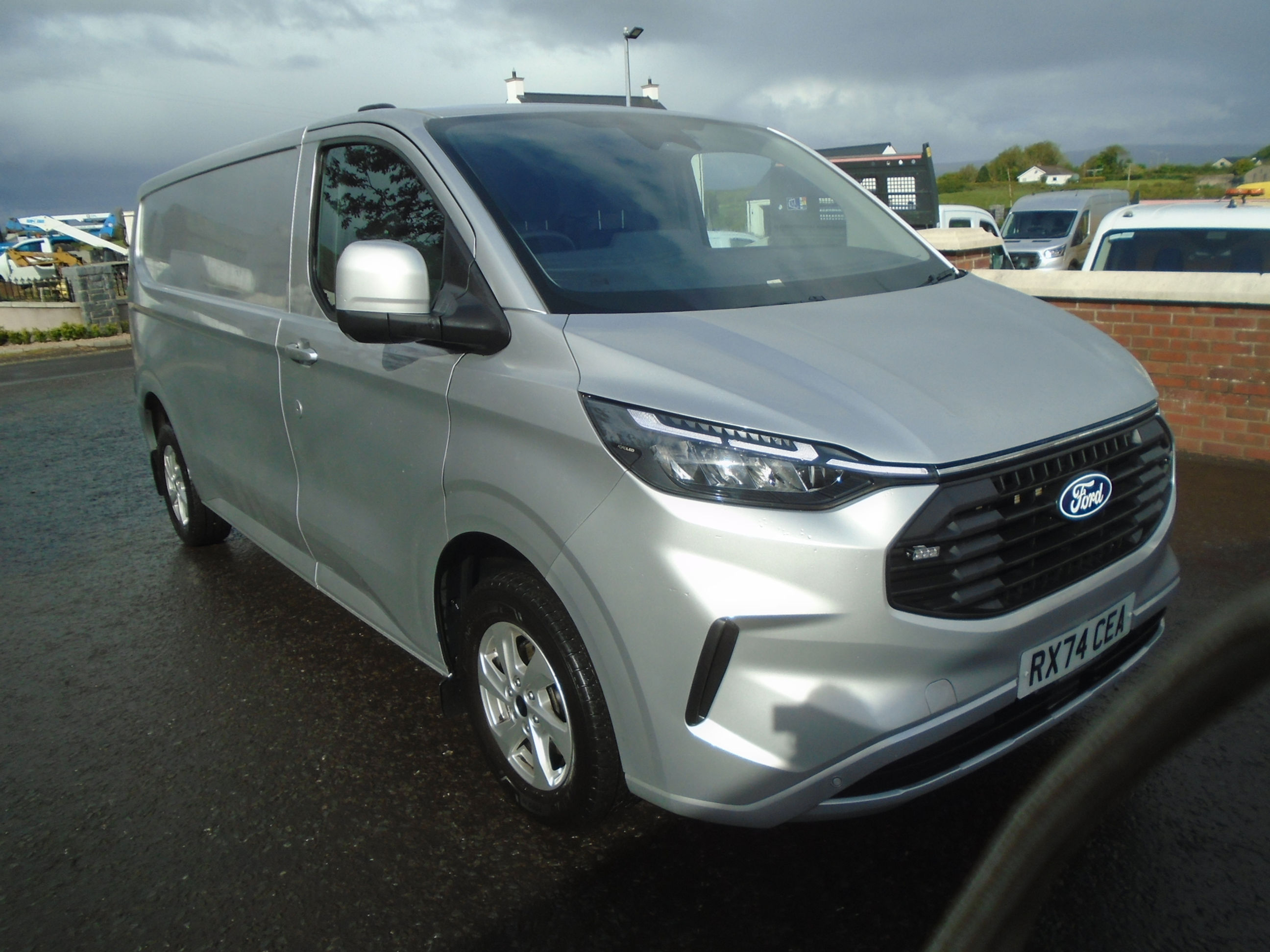 2024 FORD TRANSIT CUSTOM LIMITED LWB 136HP.