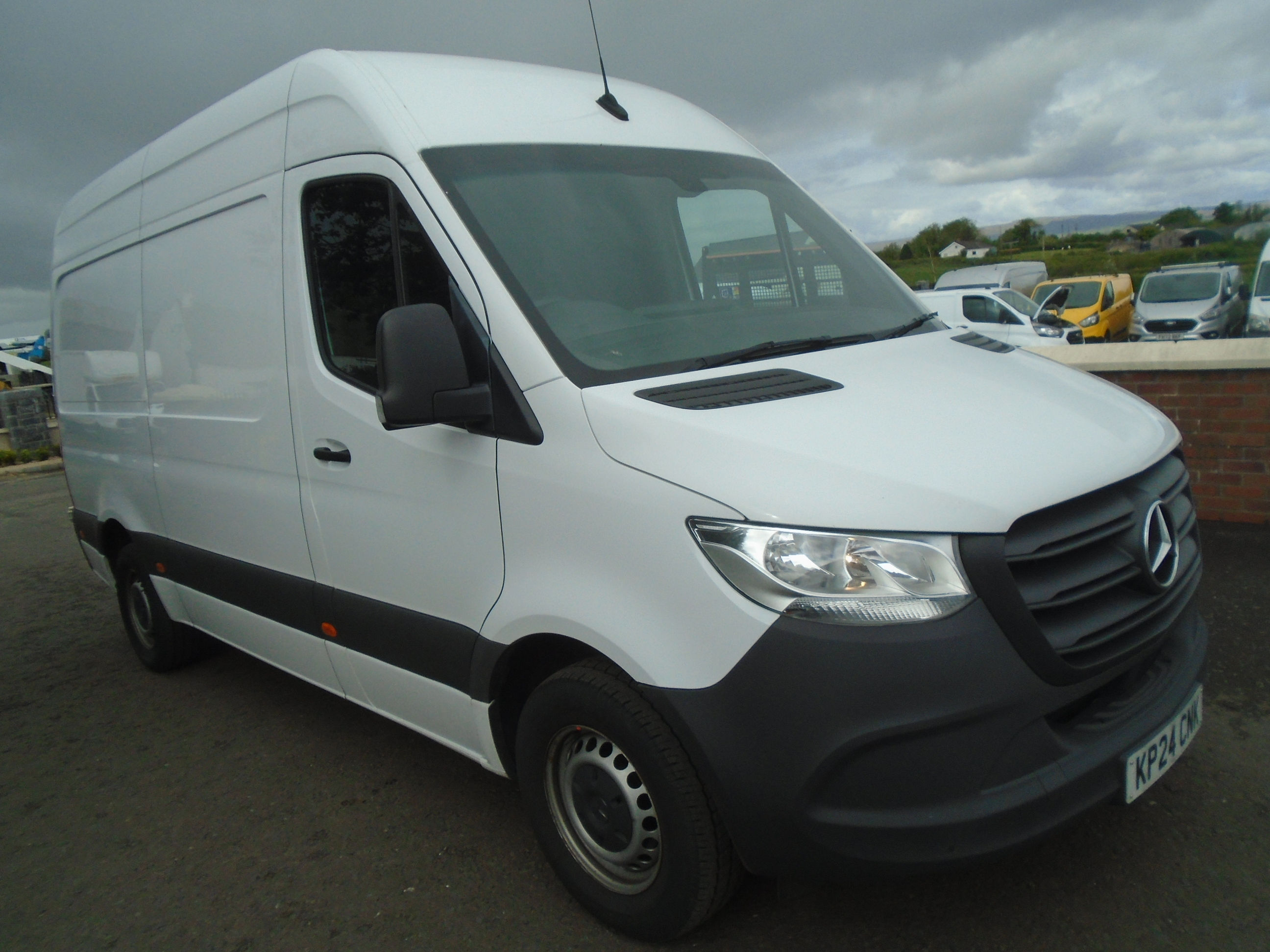 2024 MERCEDES BENZ SPRINTER 315CDI MWB HR RWD.