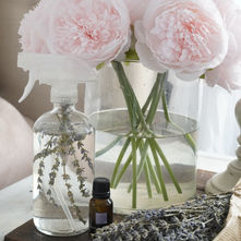 DIY Bed Linen Spray