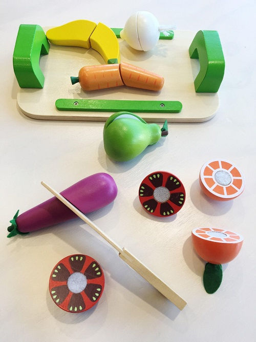 Fruit and Veg Cutting Set