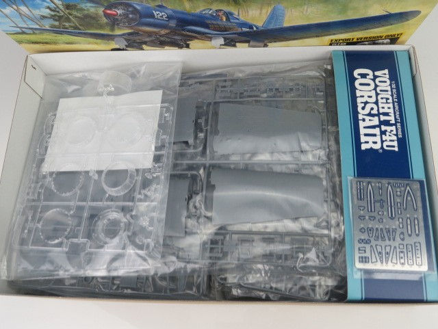 Thumbnail: Tamiya 1/32 F4U-1A Corsair Kit 60325 (Export Version)