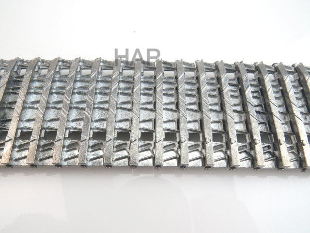 Thumbnail: 1/16 German Heavy Tank Late King Tiger Metal Track with 18-tooth Sprockets