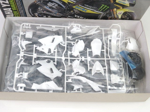 Thumbnail: Tamiya 1/12 YAMAHA YZR-M1 '09 Monster Yamaha Tech 3 14119