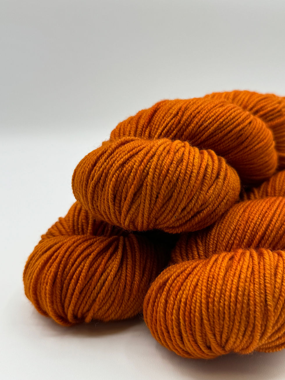 Thumbnail: ADARAH 8 TWIST WORSTED - AUBURN