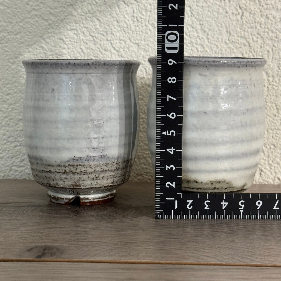 Thumbnail: A057) Hagi ware Yuka Matsuo tea cup(2 for €30,00)